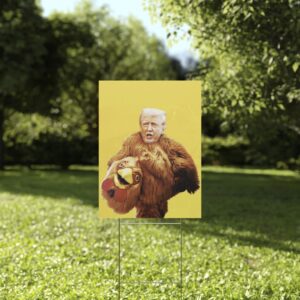 Funny Trump Always Chickens Out Yard Sign